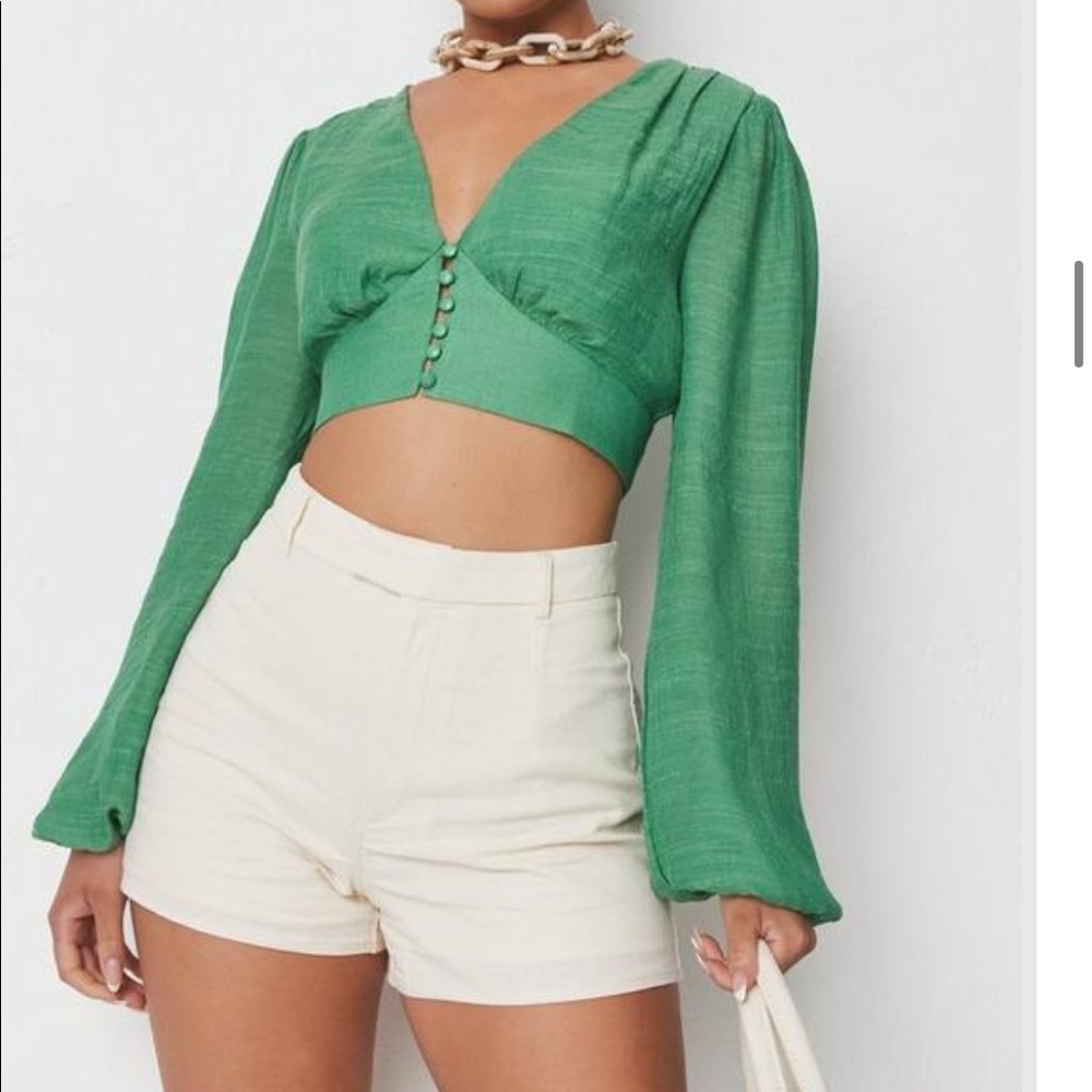 NWT Missguided green balloon sleeve button crop